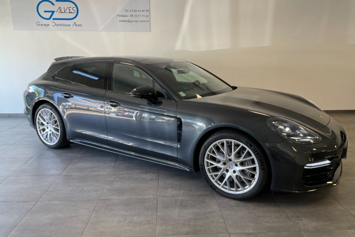 PORSCHE PANAMERA